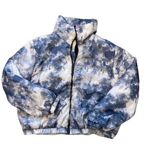 Wild Fable Target high collar full zip cloud/tie dye print puffer coat size XL